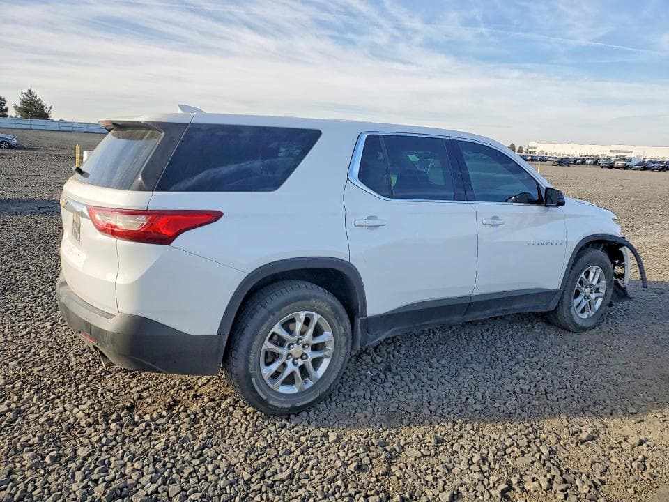 2018 CHEVROLET TRAVERSE L 3