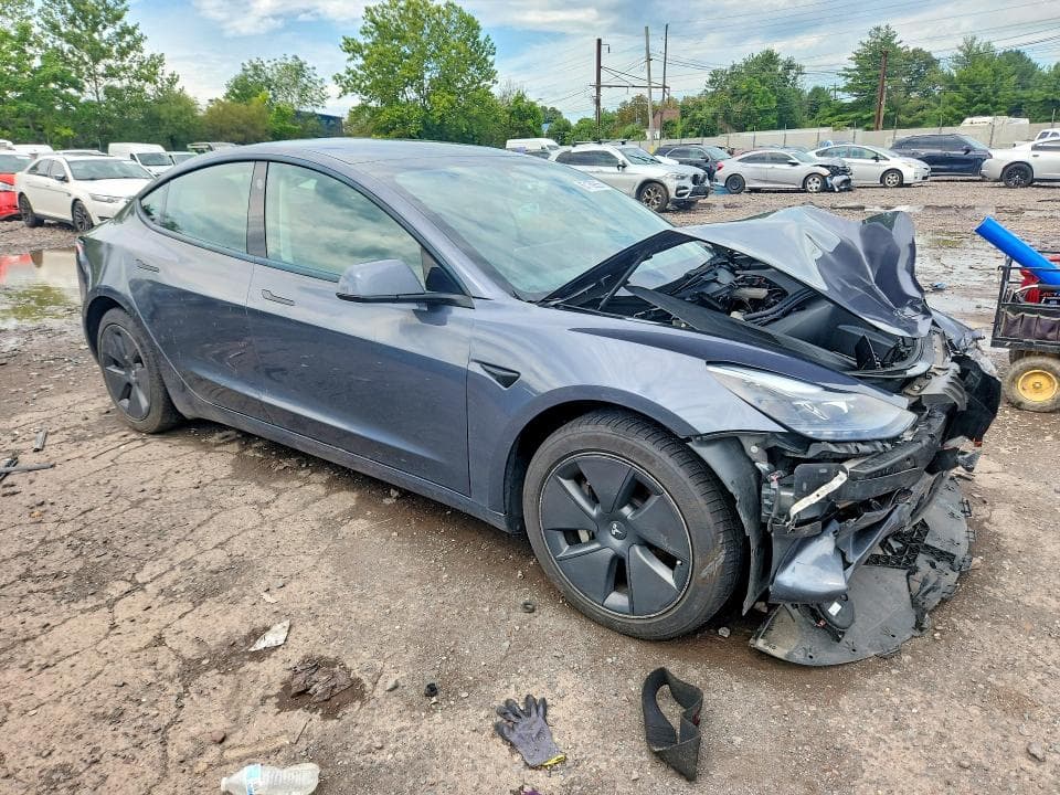 2023 TESLA MODEL 3 4