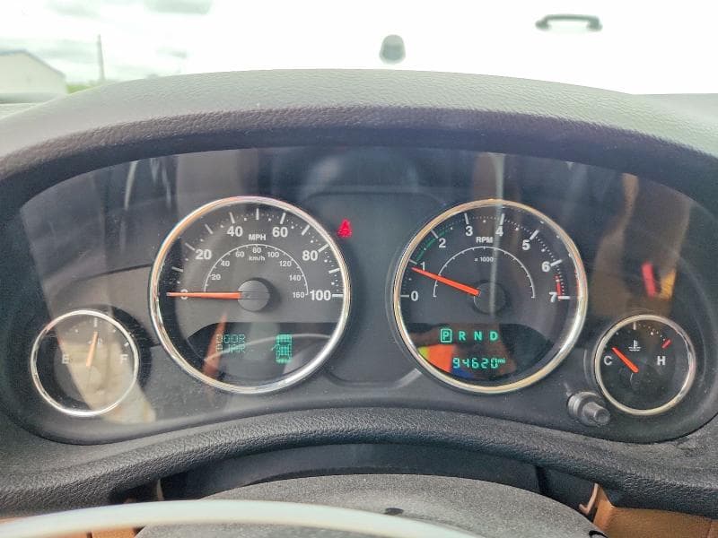 2018 JEEP WRANGLER UNLIMITED SAHARA 9