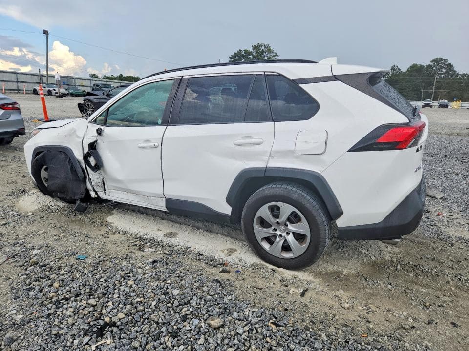 2020 TOYOTA RAV4 LE 2