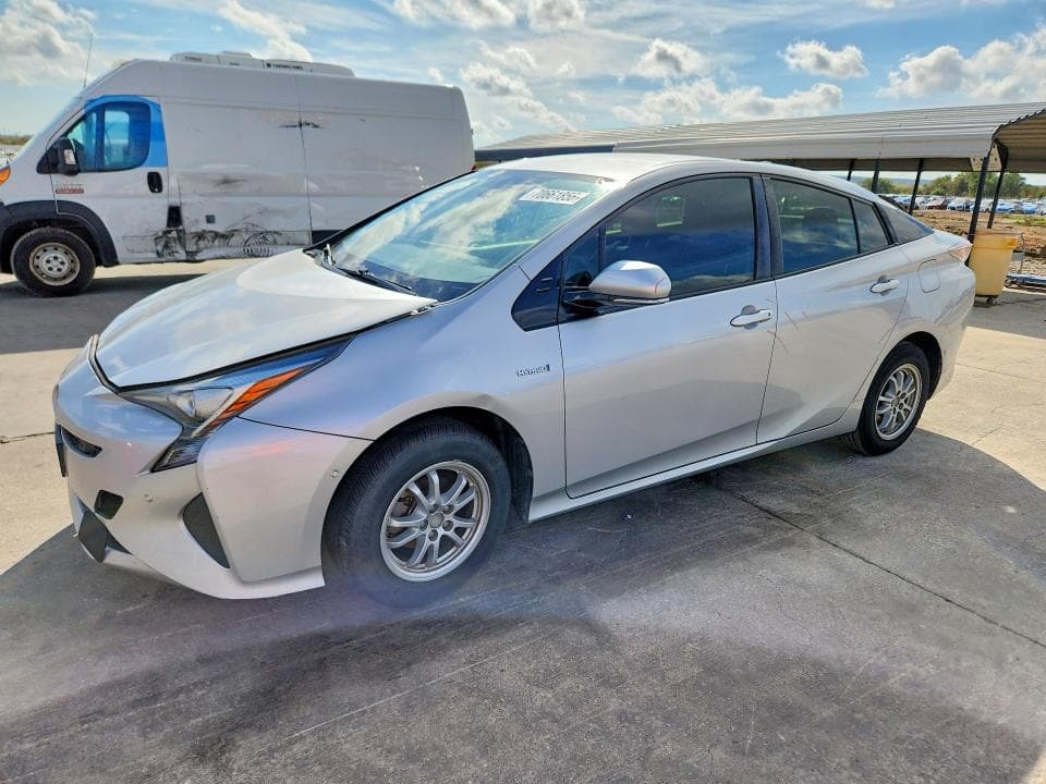 2017 TOYOTA PRIUS TWO - 1