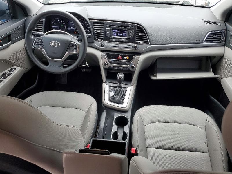 2017 HYUNDAI ELANTRA SE 8