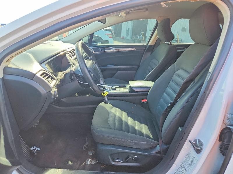 2017 FORD FUSION SE 7