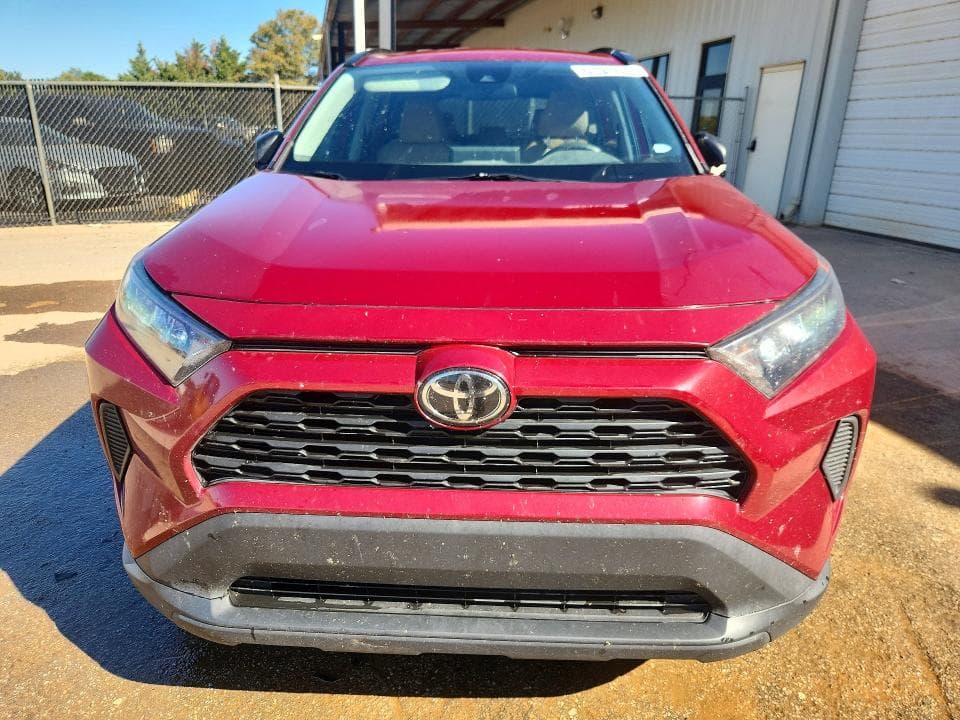 2019 TOYOTA RAV4 LE 5