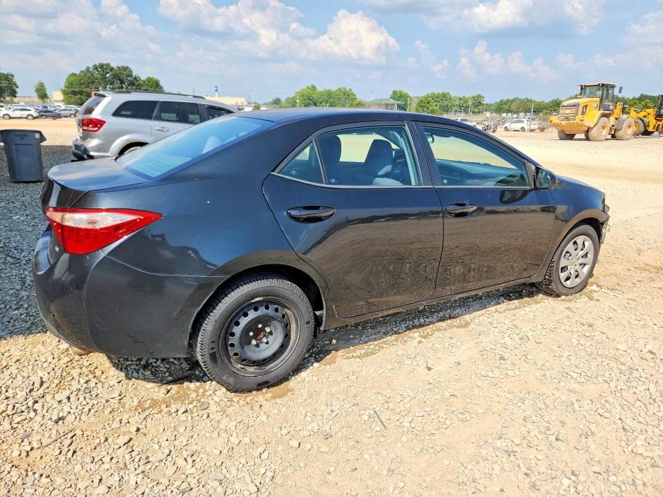 2017 TOYOTA COROLLA LE 3