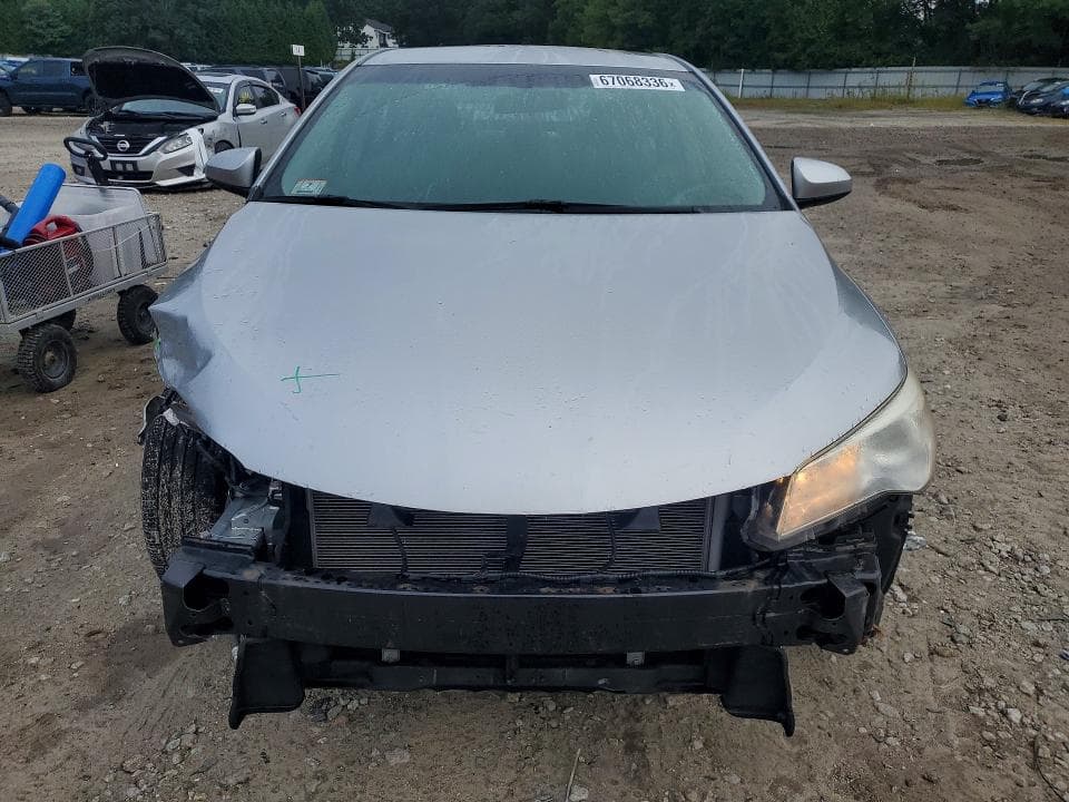 2017 TOYOTA CAMRY LE 5