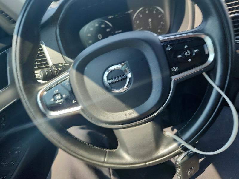 2021 VOLVO XC90 T5 MOMENTUM 9