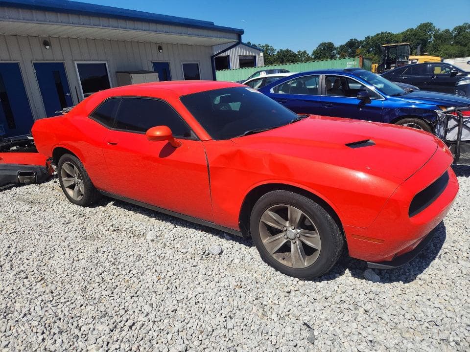 2017 DODGE CHALLENGER SXT 4