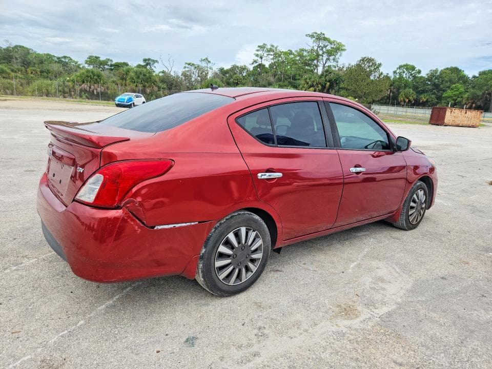 2017 NISSAN VERSA 3