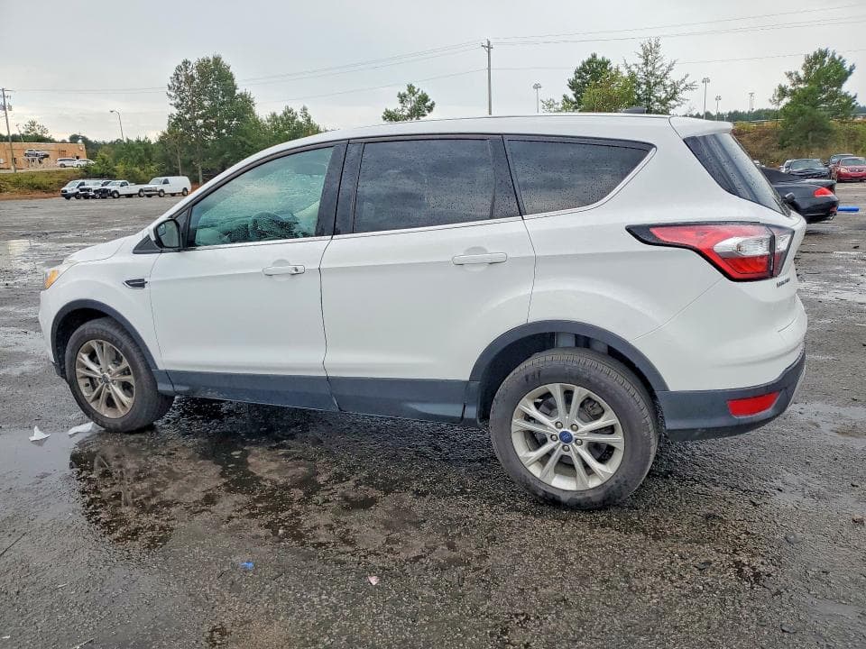 2017 FORD ESCAPE SE 2