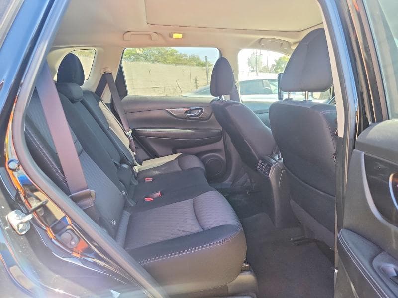 2018 NISSAN ROGUE SV 11