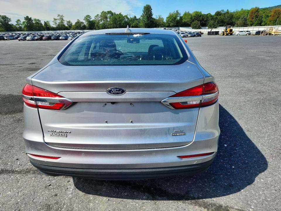 2020 FORD FUSION SE 6