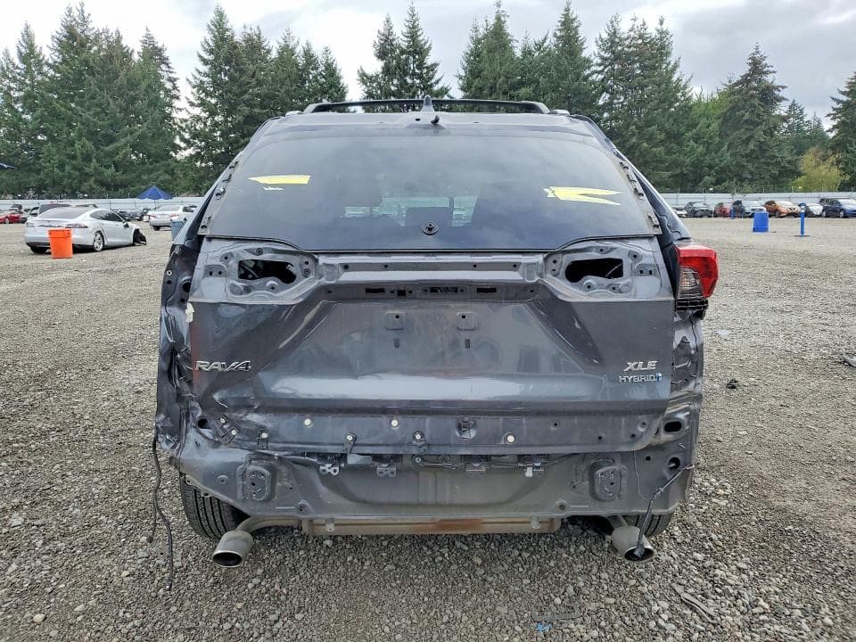 2021 TOYOTA RAV4 HYBRID XLE 6