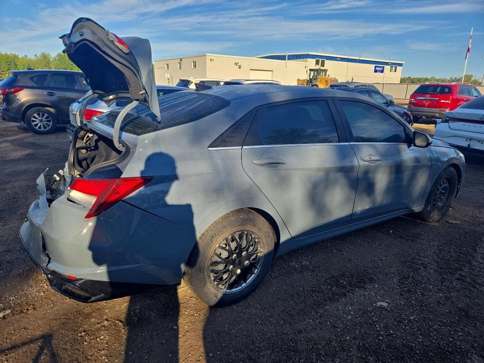 2023 HYUNDAI ELANTRA SEL 3