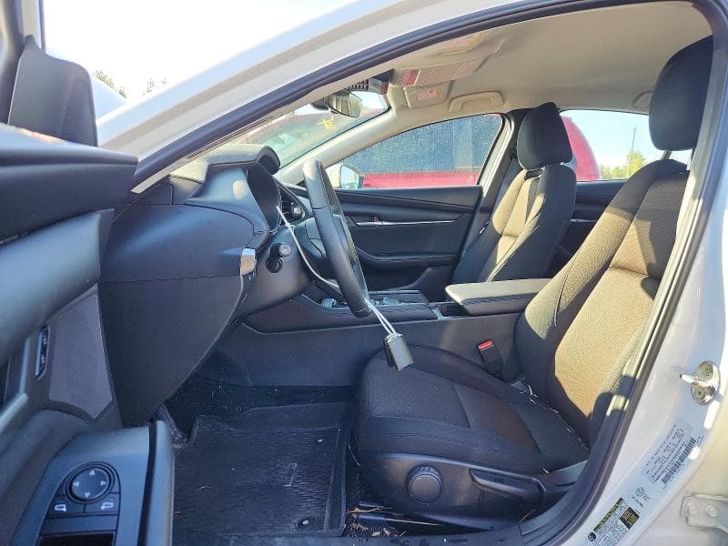 2025 MAZDA 3 PREFERRED 7