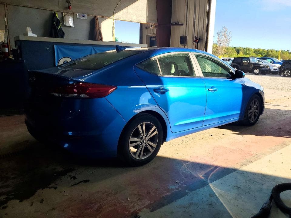 2017 HYUNDAI ELANTRA SE 3