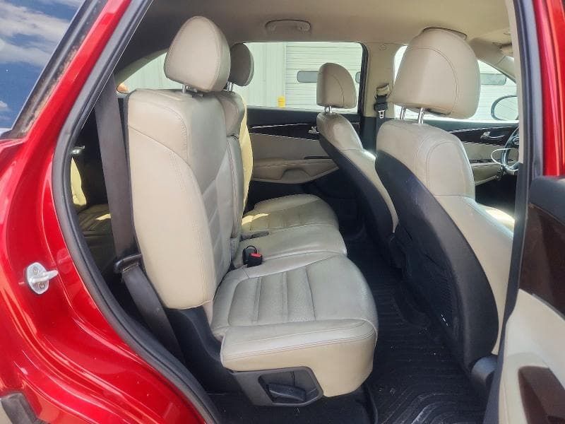 2017 KIA SORENTO LX 11