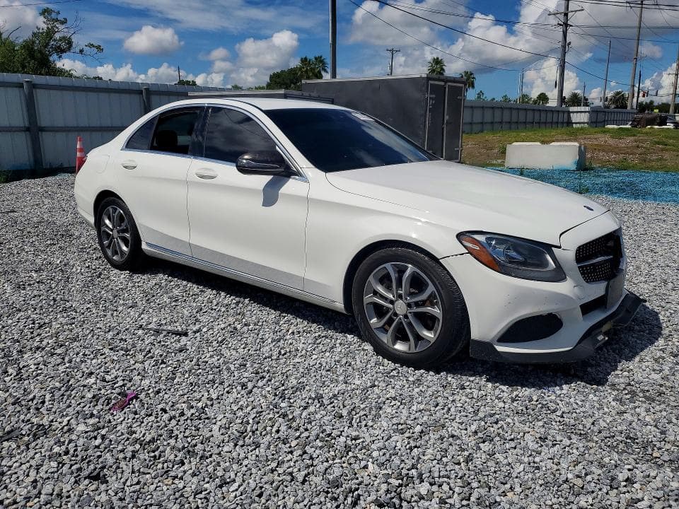 2017 MERCEDES-BENZ C 300 4
