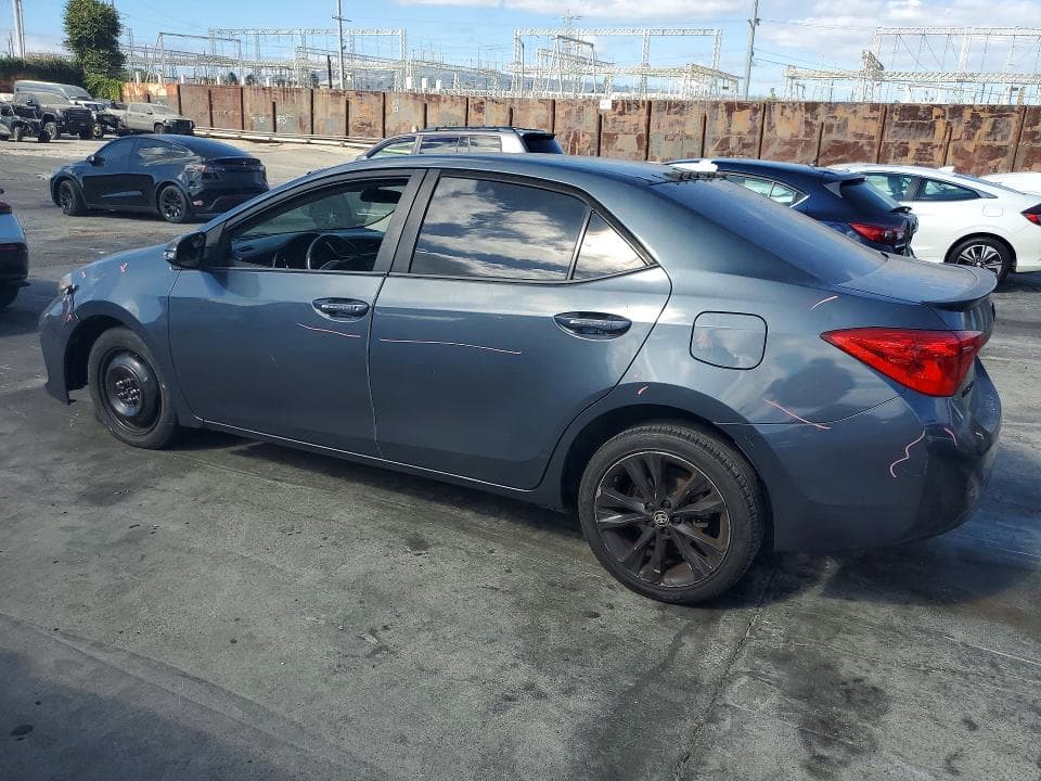 2017 TOYOTA COROLLA SE 2