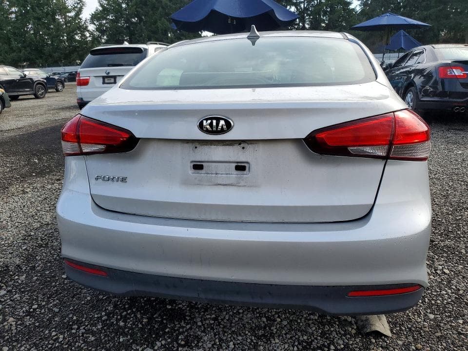 2018 KIA FORTE LX 6