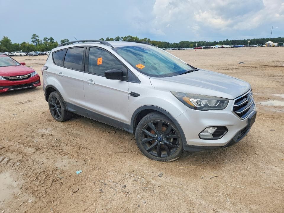 2018 FORD ESCAPE SE 4
