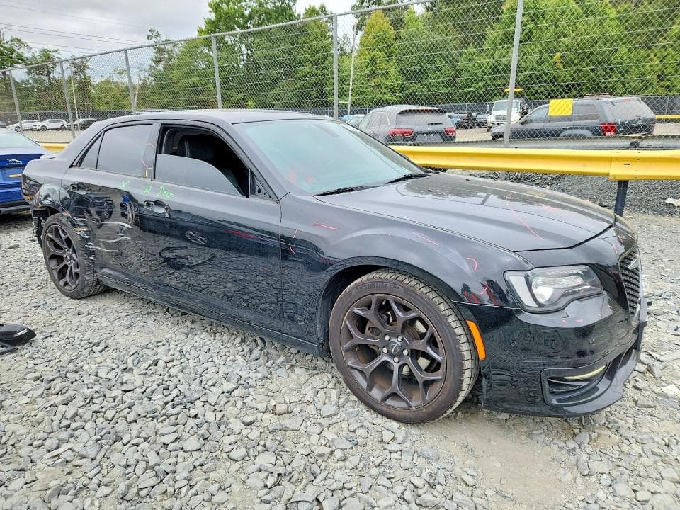 2019 CHRYSLER 300 S 4