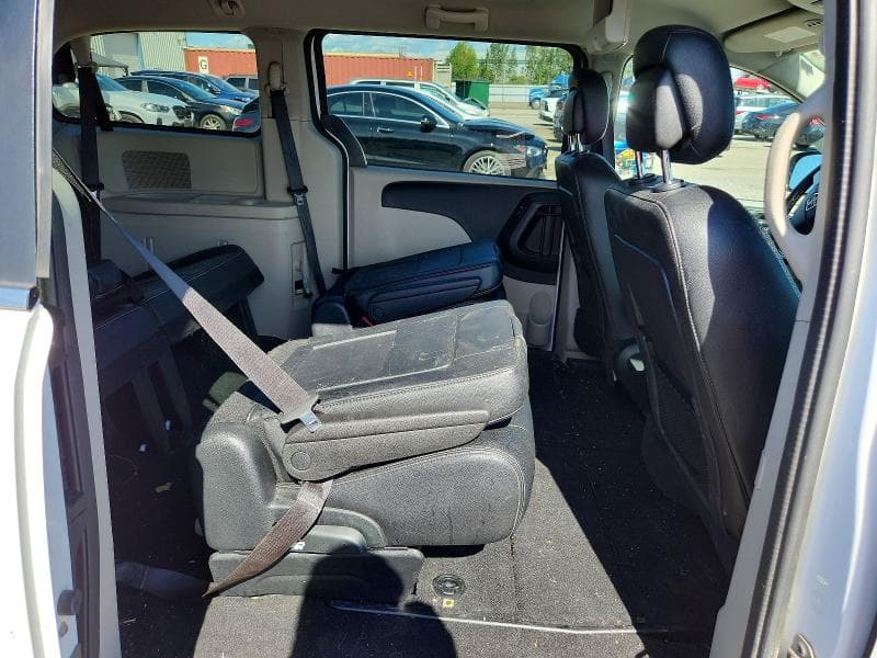 2020 DODGE GRAND CARAVAN CREW 11