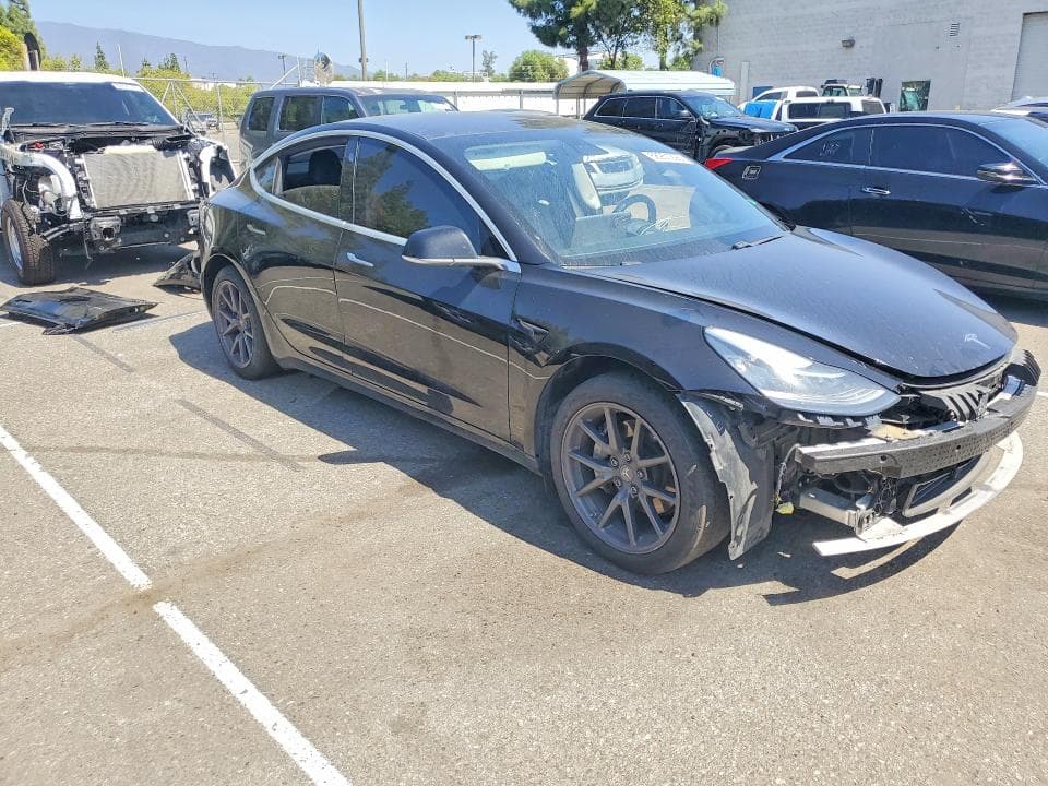 2020 TESLA MODEL 3 4