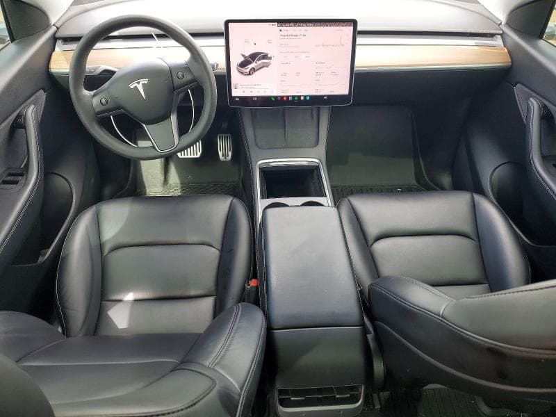 2022 TESLA MODEL Y 8