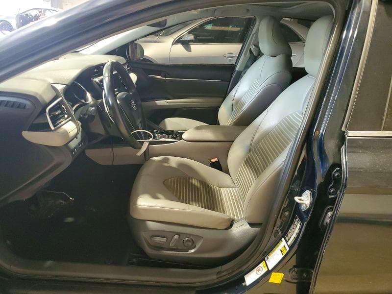 2018 TOYOTA CAMRY HYBRID SE 7