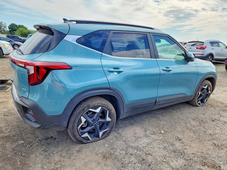 2025 KIA SELTOS EX 3