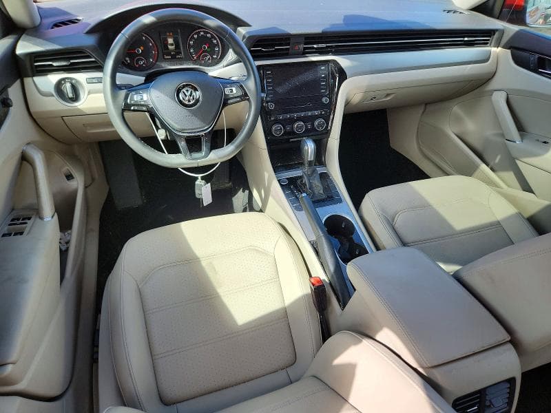 2021 VOLKSWAGEN PASSAT SE 8