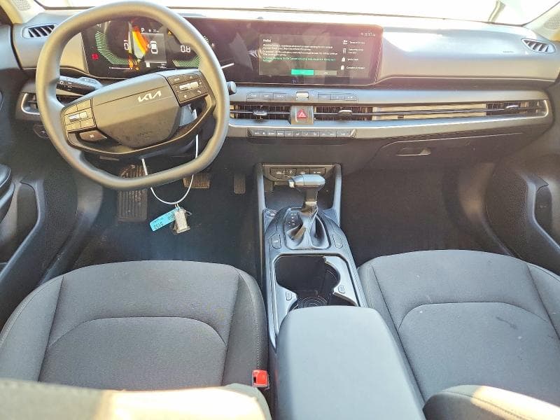 2026 KIA K4 LXS 8