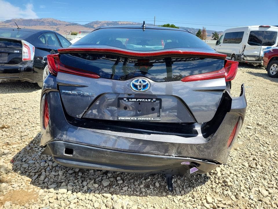 2018 TOYOTA PRIUS PRIME PREMIUM 6