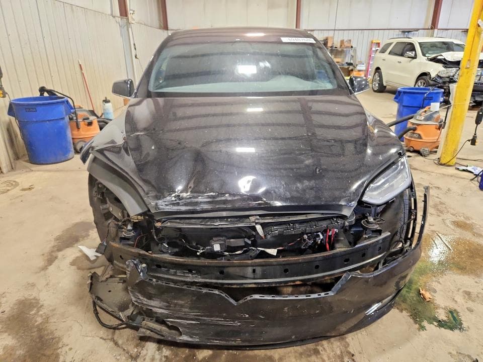 2017 TESLA MODEL X 5