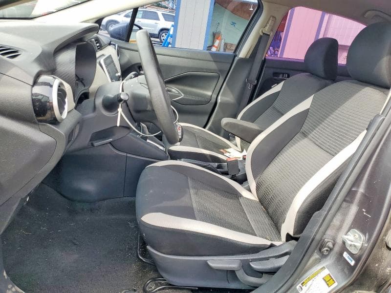 2020 NISSAN VERSA SV 7