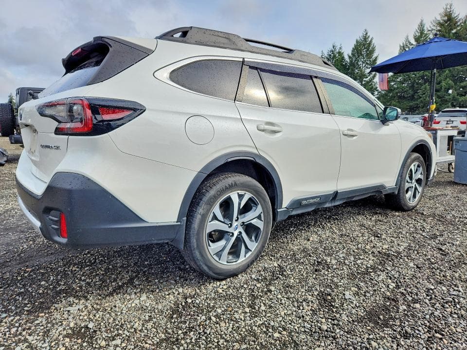 2020 SUBARU OUTBACK LIMITED 3