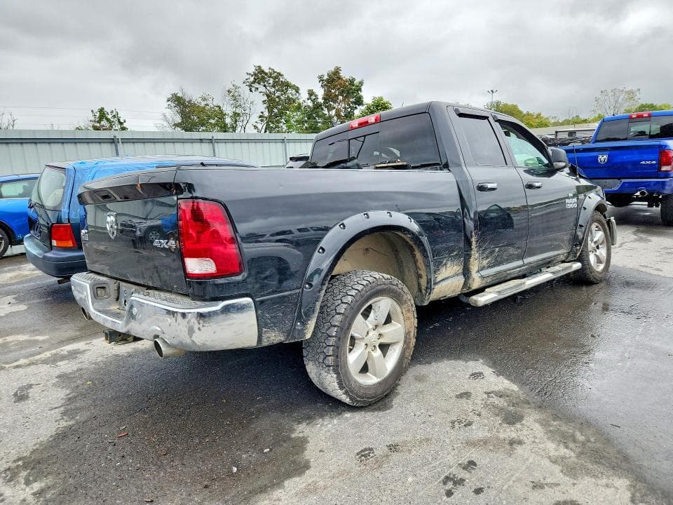 2018 RAM 1500 SLT 3