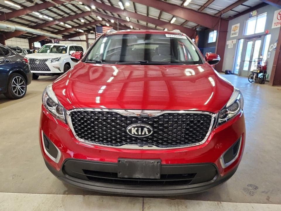 2017 KIA SORENTO LX V6 5