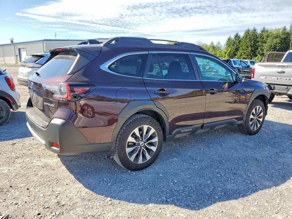 2025 SUBARU OUTBACK LIMITED 3