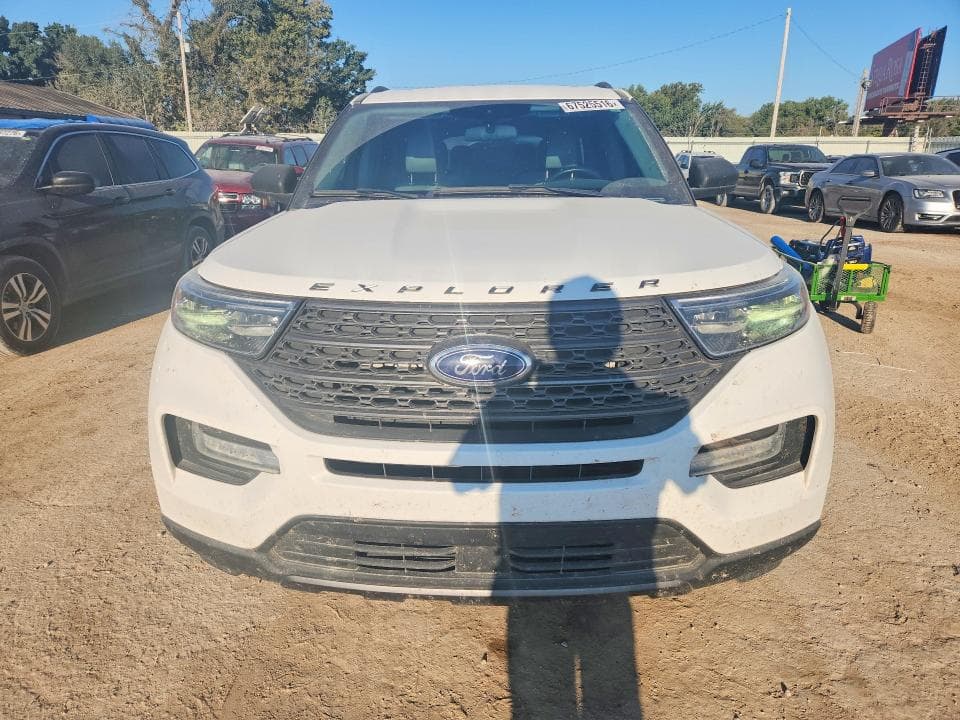 2021 FORD EXPLORER XLT 5