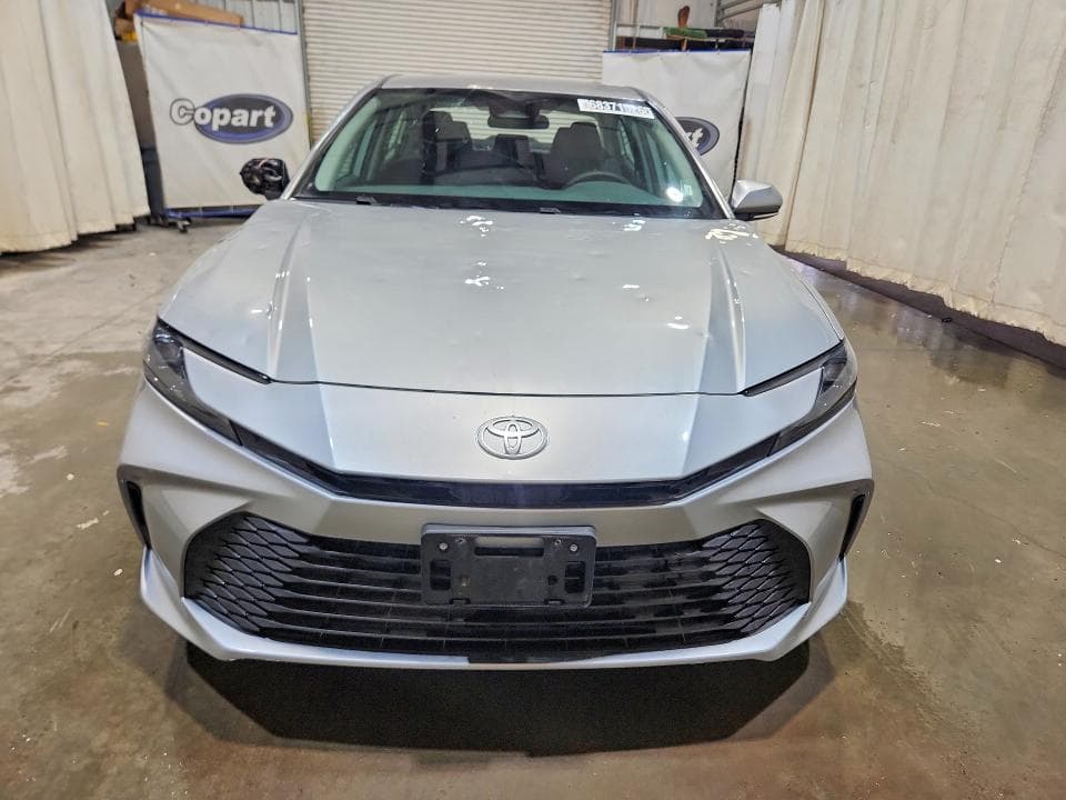 2026 TOYOTA CAMRY LE 5