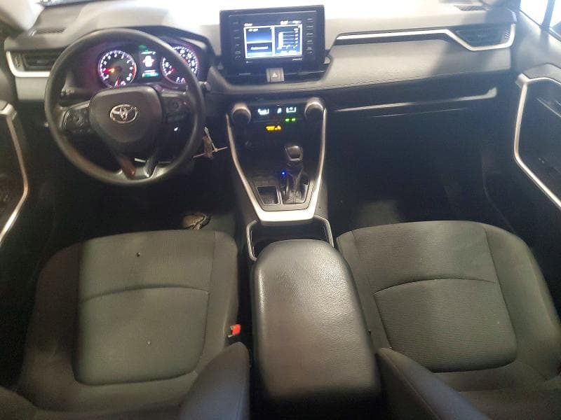 2021 TOYOTA RAV4 LE 8