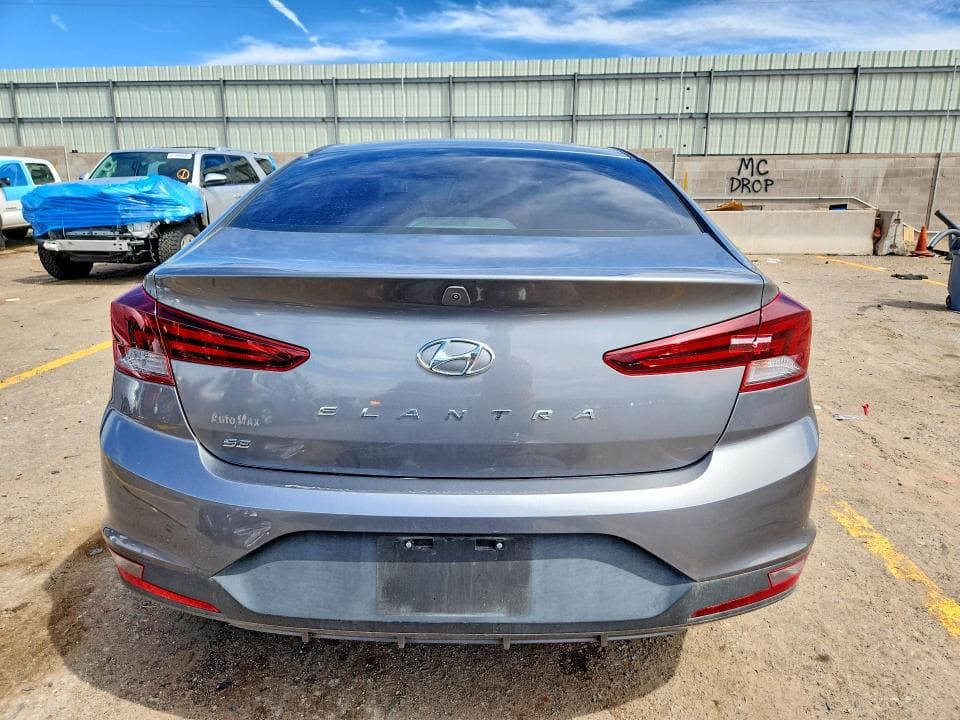 2019 HYUNDAI ELANTRA SE 6