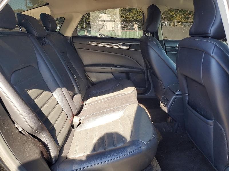 2018 FORD FUSION SE 10