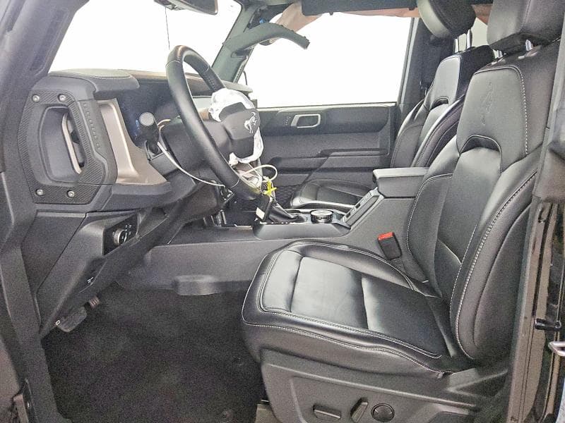 2026 FORD BRONCO OUTER BANKS 7