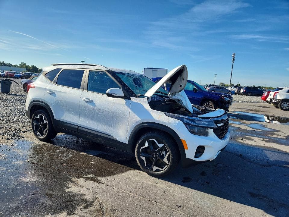 2025 KIA SELTOS S 4