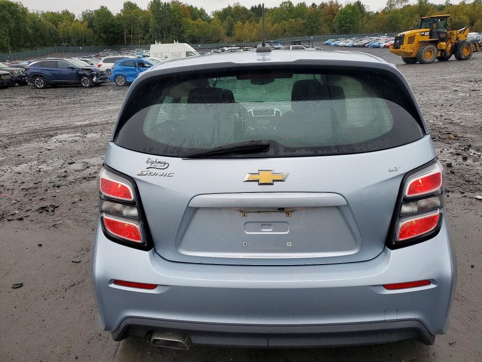 2017 CHEVROLET SONIC LT 6