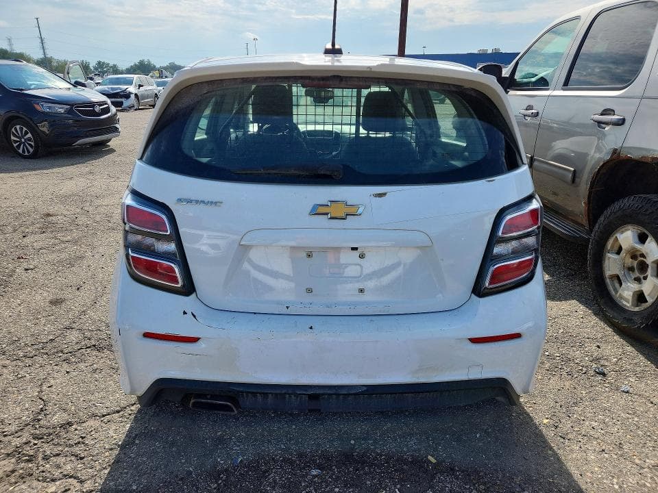 2020 CHEVROLET SONIC 6