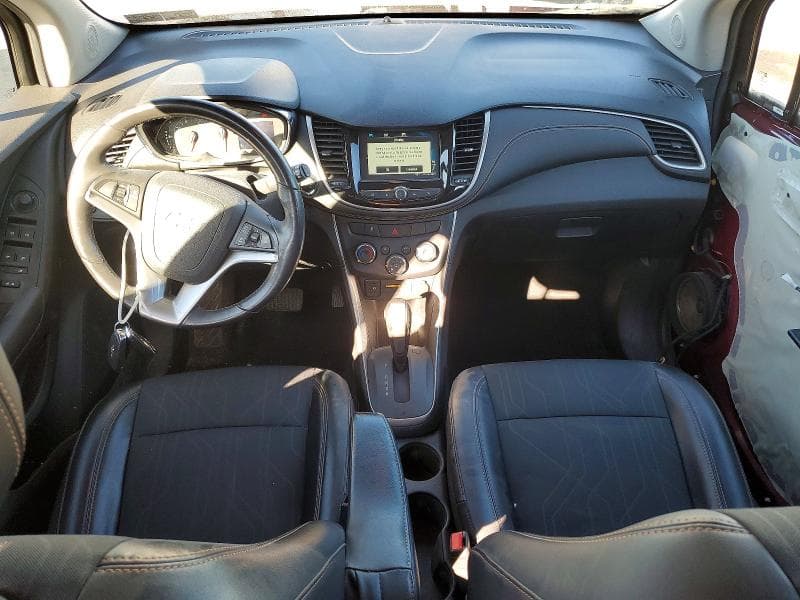 2017 CHEVROLET TRAX 1LT 8